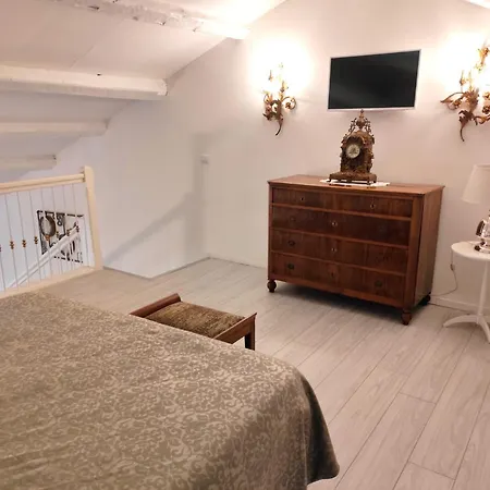 Lägenhet Mantica Cattaneo Appartament *